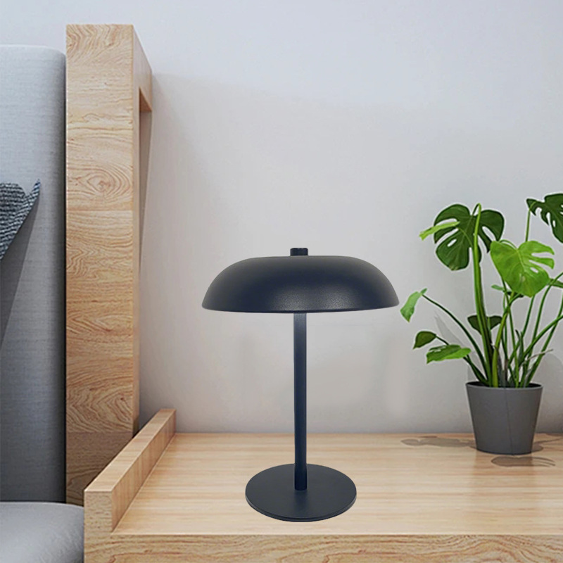 Lámpara nocturna recargable con diseño de hongo y control táctil