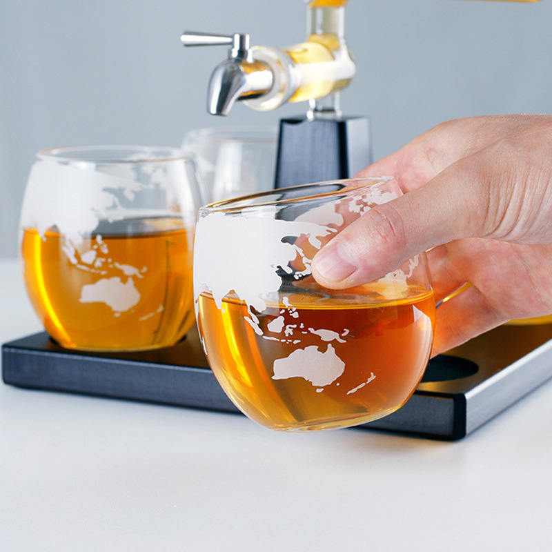 Botella de burbuja suave de entrega de una pieza fabricante de vino de ginseng de forma especial borosilicato decoración creativa botella de vidrio vacía