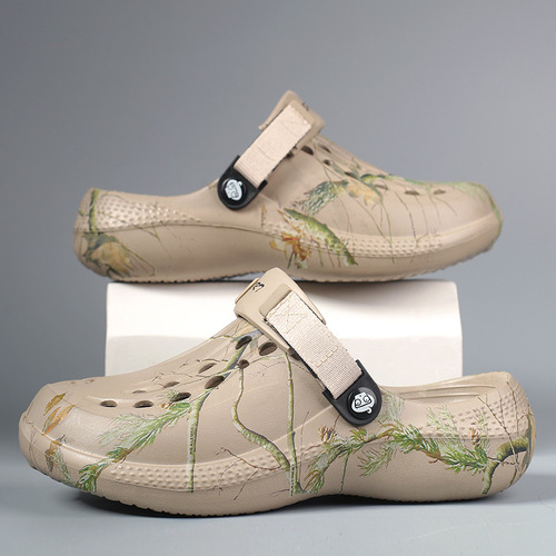 Men's Summer Slip-on Sandals, Wide Size, Dual-Wear, Graffiti Design, Thick Sole with Gritty Texture, Water-Resistant Beach Shoes