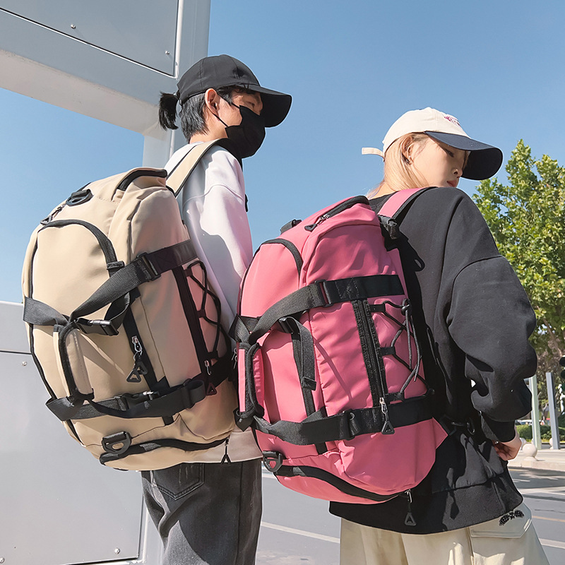 Capacious sports bag for swimming wet and dry separation