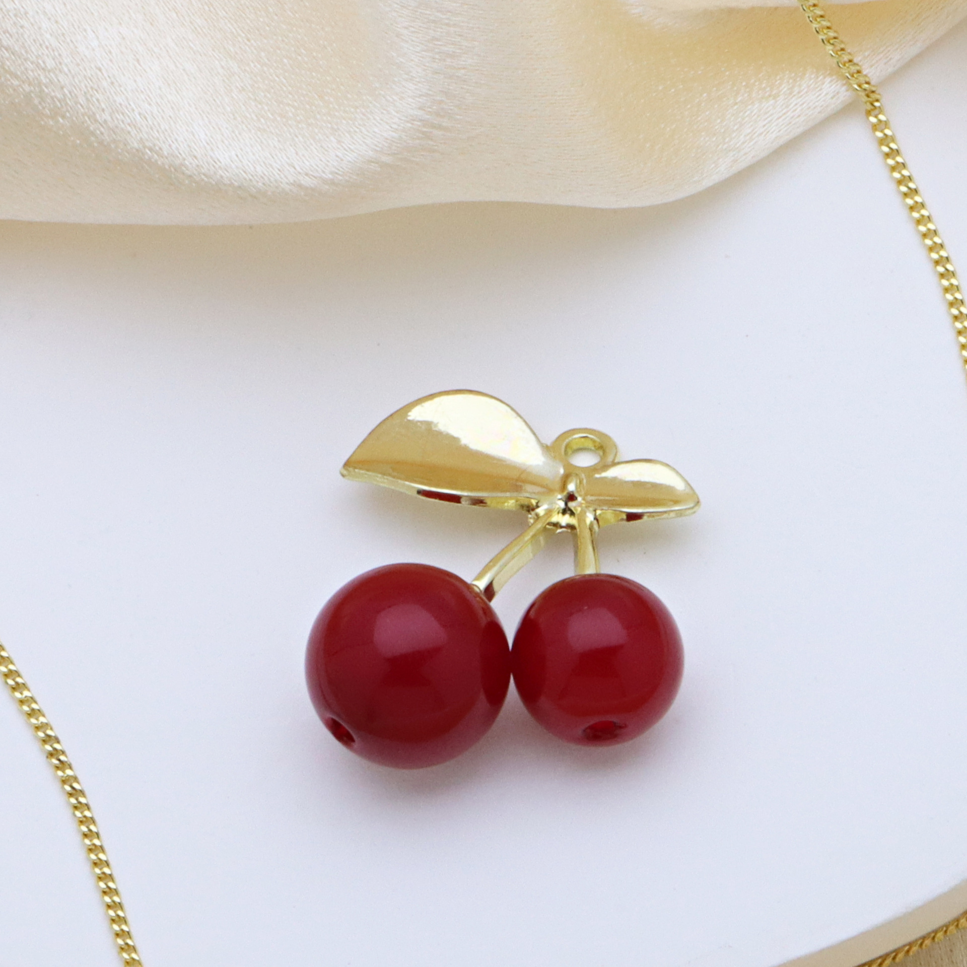 8g Weight Pendant Jewelry Making Type 20*28mm, 25 * 29mm, 30*33mm Jewelry Making Size DIY Jewelry Accessories Classification 1 Piece Quantity Copper Material Cherry, Heart Shape Pattern Enamel Design Simple Style Style 1 Piece 20*28mm 25 * 29mm 30*33mm Copper Cherry Heart Shape Pendant 3