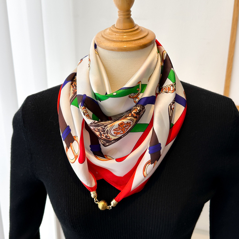 가죽 버클 태그 70 새틴 버클-레드 프레임