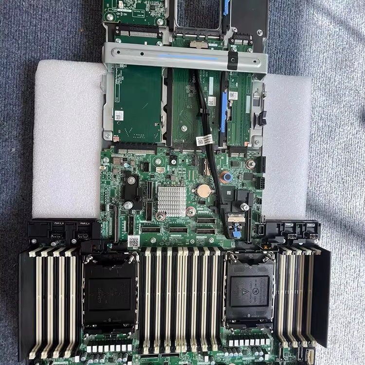 PowerEdge XE9680 主板双插槽 LGA4677 PCIe 5.0 DDR5 适用于戴尔