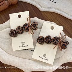 新款复古百搭豹纹蝴蝶结爱心发夹高级质感刘海侧边夹碎发夹头饰女