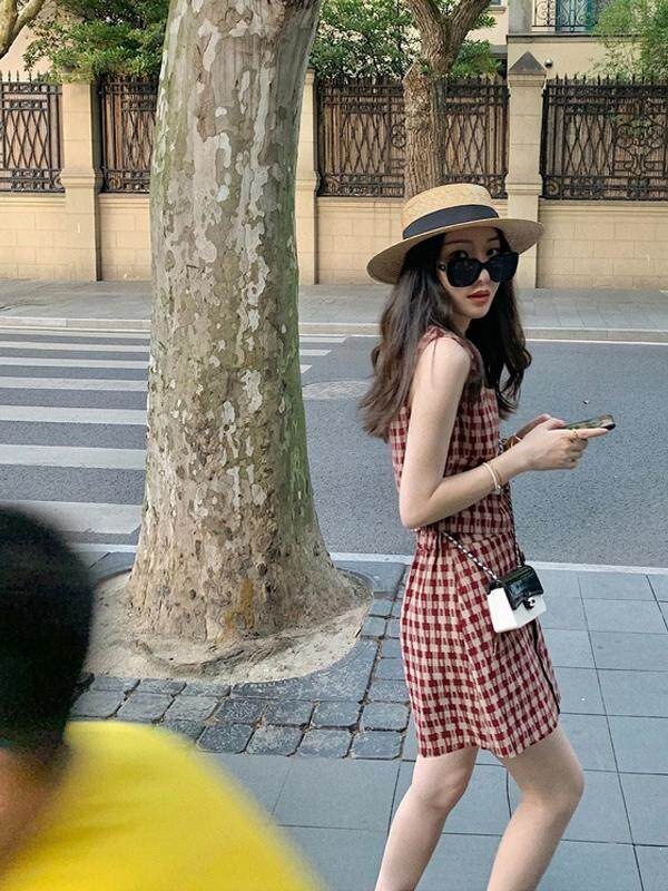 Sweet and Spicy Street-Style Hot Girl Tank Top Dress for Petite Women, Sleeveless Camisole Dress Set, Women's Summer Fashion