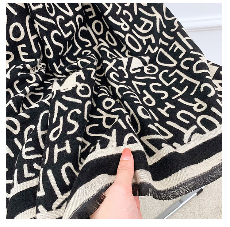 Cachecol em caxemira elegante para mulher xale versátil_voghion.com