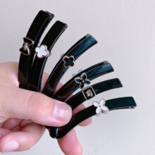 �n��С̖���s�ٴ��㽶�A��ɫ���A�Q�A�Q�������Y�ʹڱP�l�Rβ�A