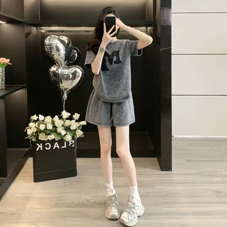 高级感灰色休闲运动套装女2026夏时尚减龄显瘦短袖T恤短裤两件套