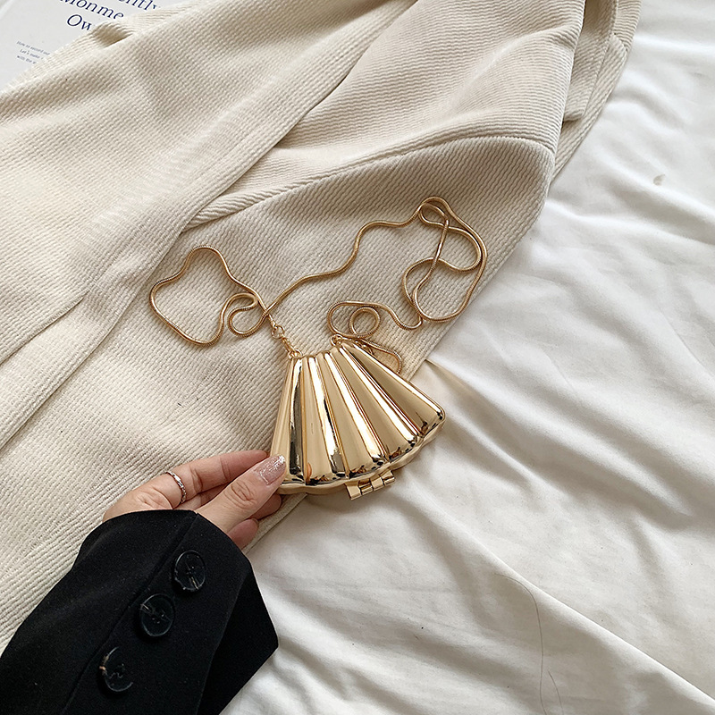 Fashionable Shell Shoulder Bag With Chain For Women Silver Mini_voghion.com