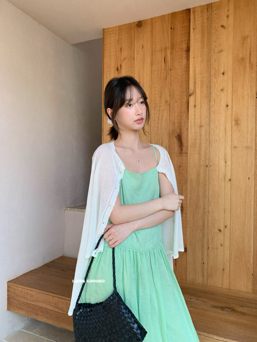 trắng ngà
