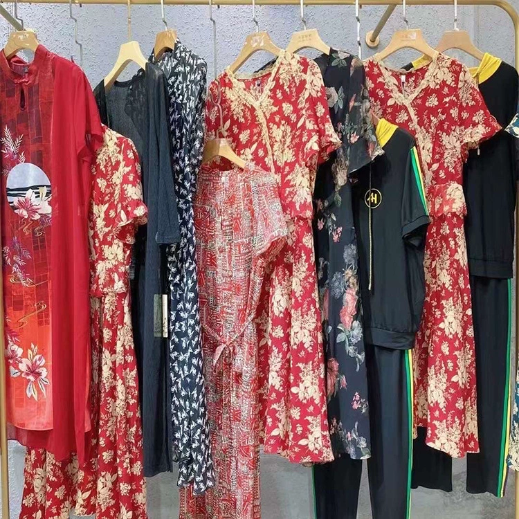 Qissa 22 Летний женский элегантный костюм больших размеров Entity Live Brand со скидкой