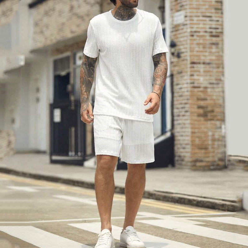 Amazon's Popular Men's Casual Sports Suit, Solid Color Round Neck Pullover Vertical Stripe T-Shirt and Shorts Two-Piece Set