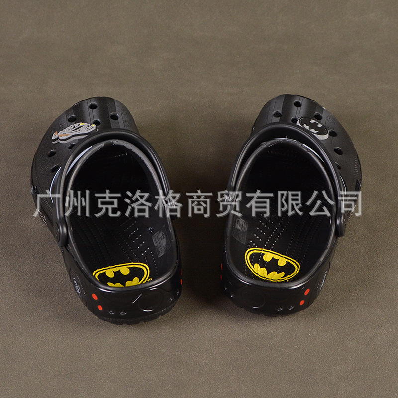 Batman, zapatos de agujero para padres e hijos, bolsas de cabeza transpirables al aire libre, zapatillas frías para hombres y mujeres, zapatos de playa