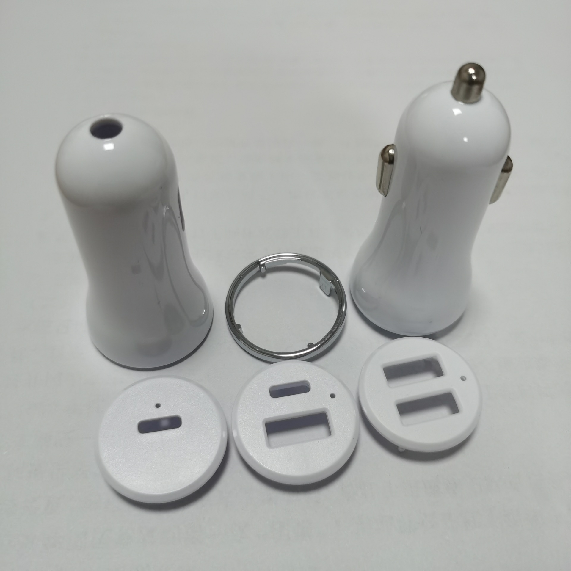 厂家供应车充高光外壳双USB单C单A+C塑胶套料 车载充电器外壳