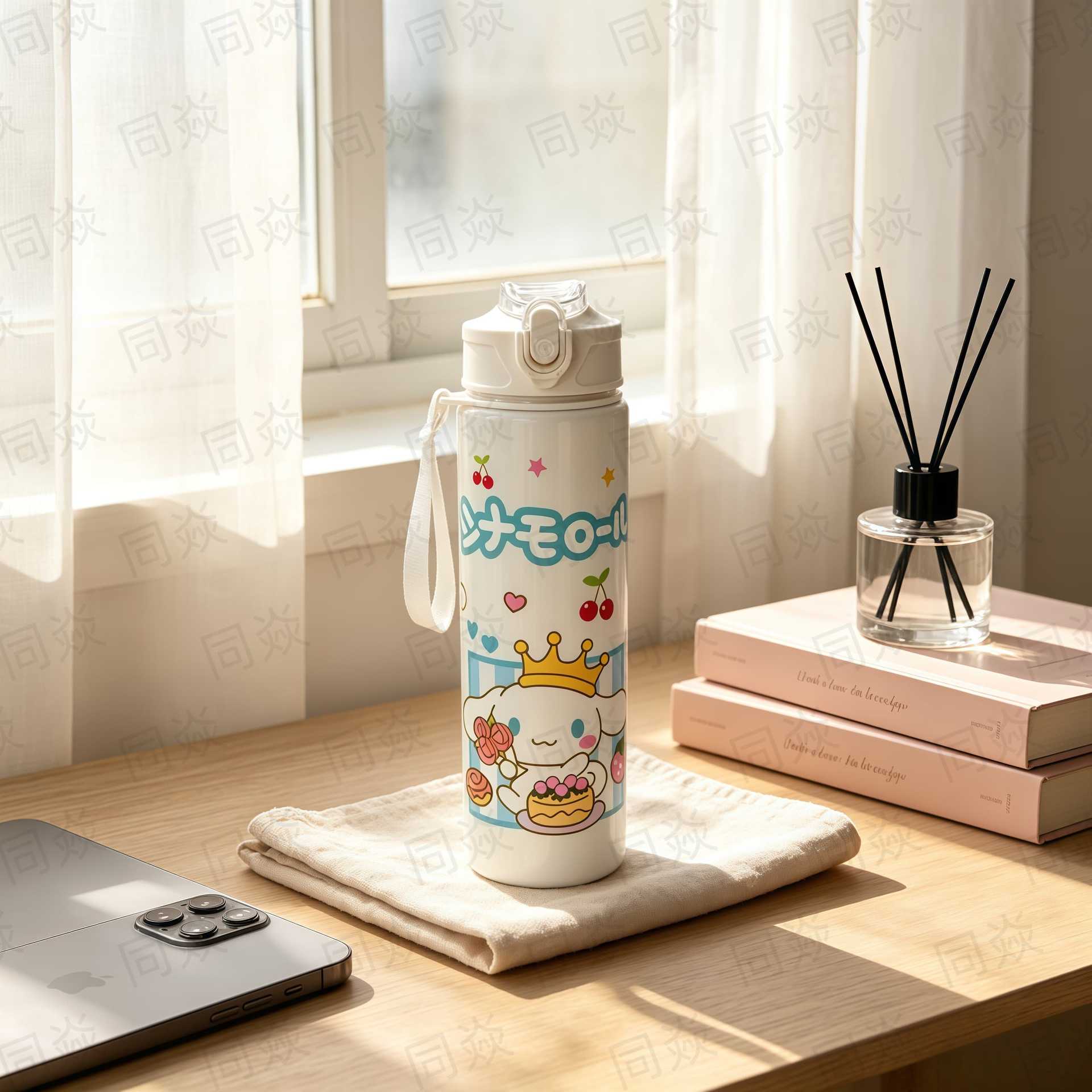 Vaso de Agua Infantil Portátil de Plástico de Grado Alimenticio con Pajita y Cuerda image 10