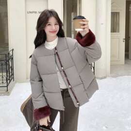 撞色拼接毛袖口圆领羽绒服女2025冬季新款时尚加厚保暖白鸭绒外套