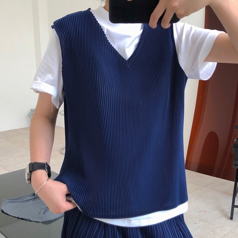 Summer New Korean Style Simple and Fashionable V Neck Pleated Sleeveless T-Shirt Loose Slimming Look Fashionable Pleated Vest for Women
