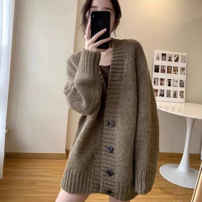 Lazy Style V-neck Brown Sweater Coat Autumn and Winter New Korean Style Design Sense Mid-length Knitted Cardigan Top for Women