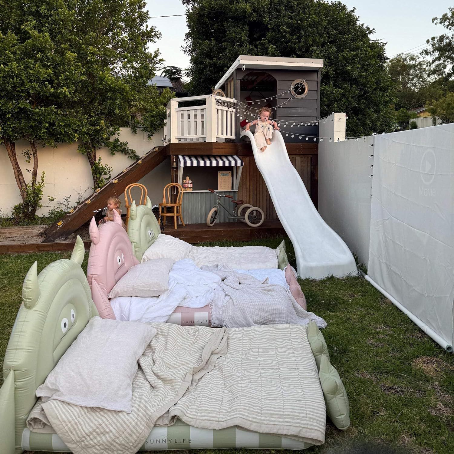 Fabricantes transfronterizos nuevos productos inflables PVC engrosado al aire libre interior universal portátil desmontable cama móvil portátil para niños