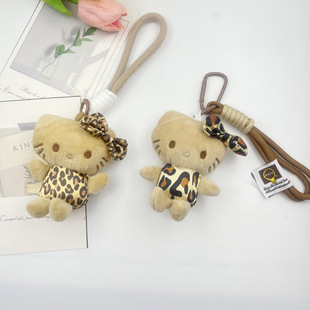 Autumn and winter new cute leopard print cat doll bag pendant high-end fashion accessories mobile phone pendant keychain