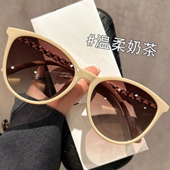 2025新款小香风猫眼墨镜女款高级感防紫外线偏光太阳眼镜近视度数