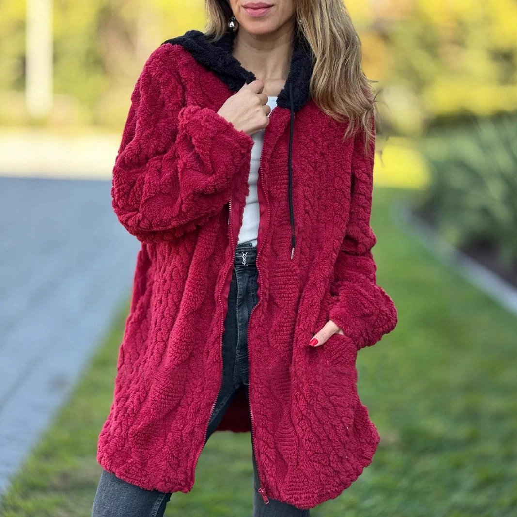 Хит продаж Amazon: новая коллекция осенне-зимней одежды 2025 года — европейские и американские модели, кардиганы с капюшоном на молнии, меховые и плюшевые пальто.
