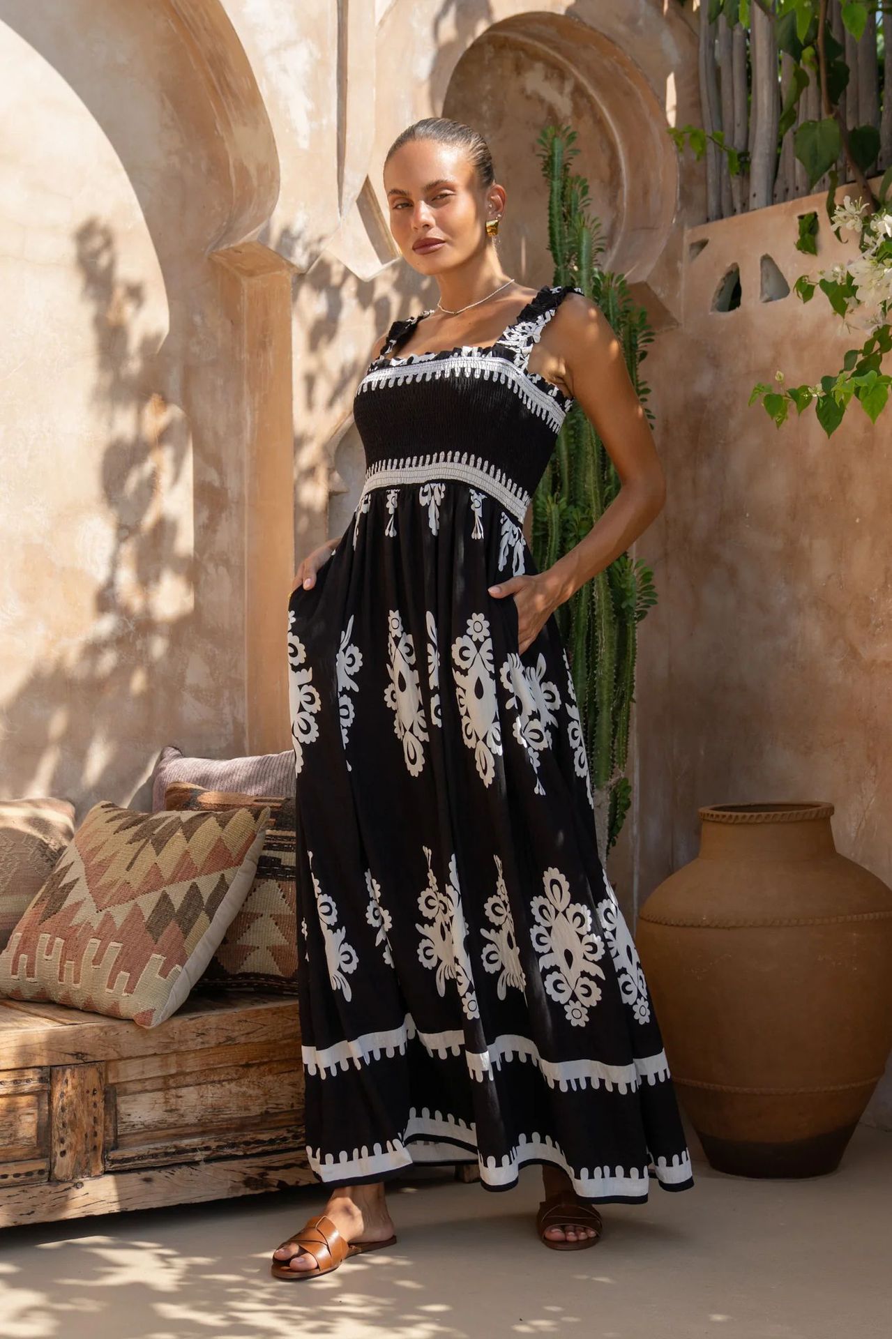 364g Weight Maxi Long Dress Dress Length Type Sleeveless Sleeve Length Strap Dress Dresses Type Polyester Fabric Type High Waist Waist Line Holiday Occasion Strap Neckline Loose Fit Type Printing Pattern 2025 Spring and Summer Season Women's Gender Elegant, Vacation Style Wholesale Women's Elegant Vacation Printing Holiday Strap Sleeveless Strap Dress 11