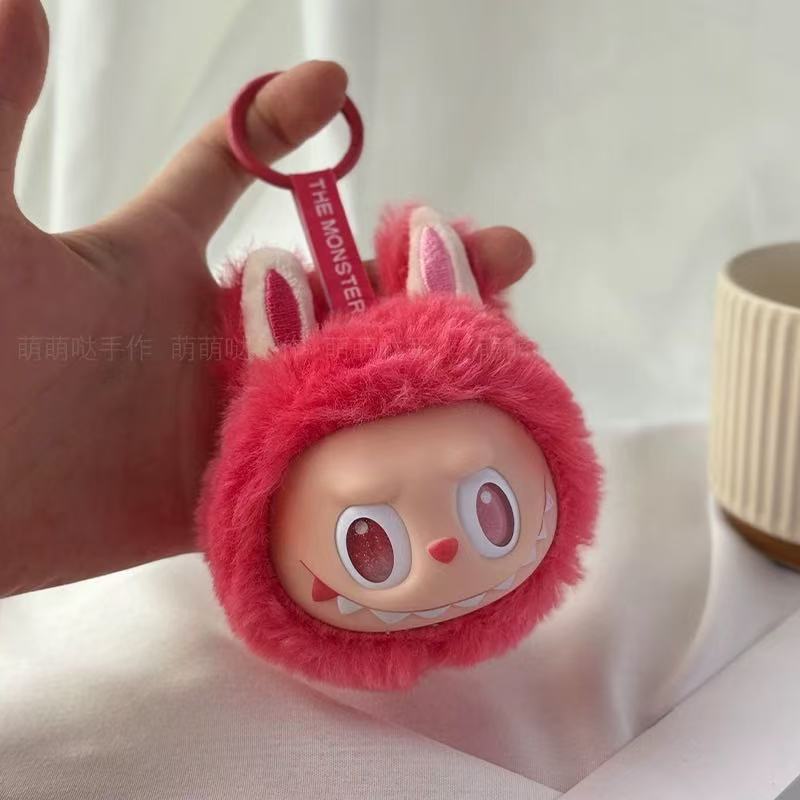 Caricaturas lindas peluche tela de tela llavero regalo creativo bolsas colgantes estandos pequeños productos