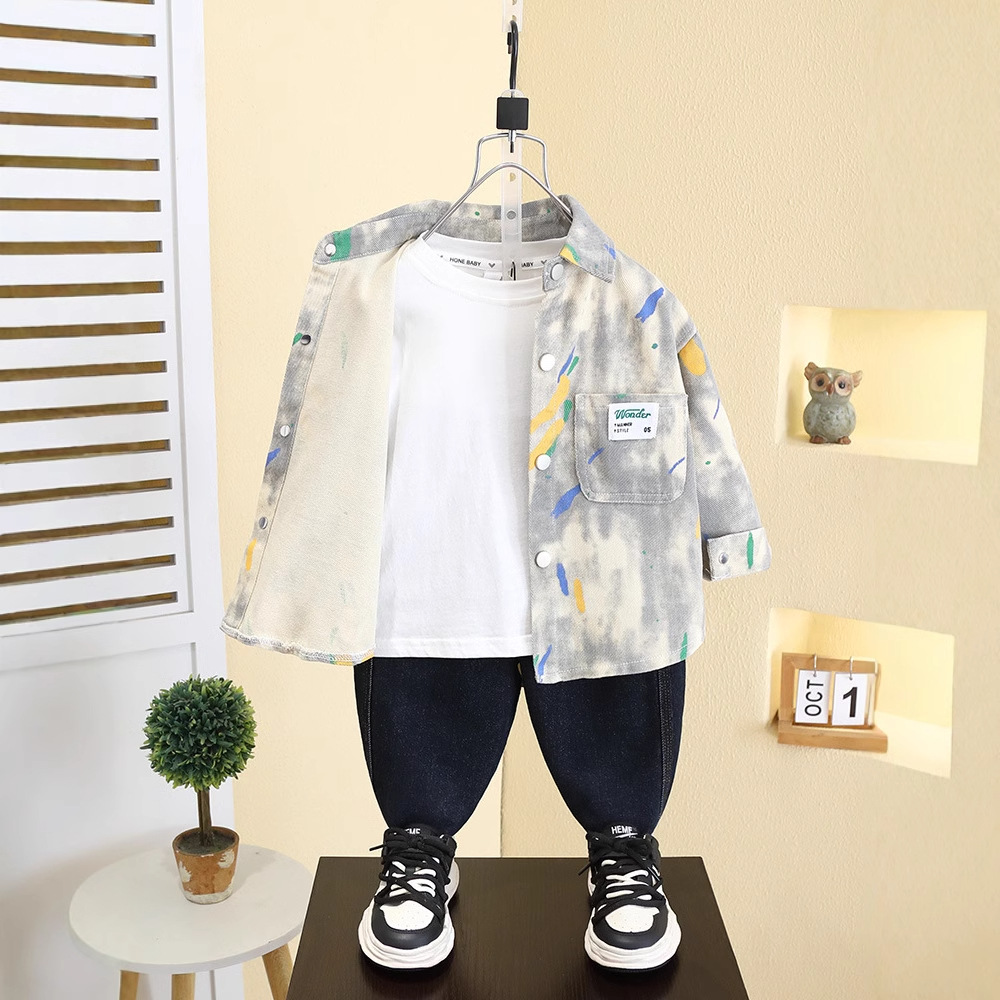 7543 Camisa de mezclilla para niños Primavera y otoño 2025 Nuevo estilo para niños Camisa de manga larga de estilo occidental Chaqueta fresca de primavera