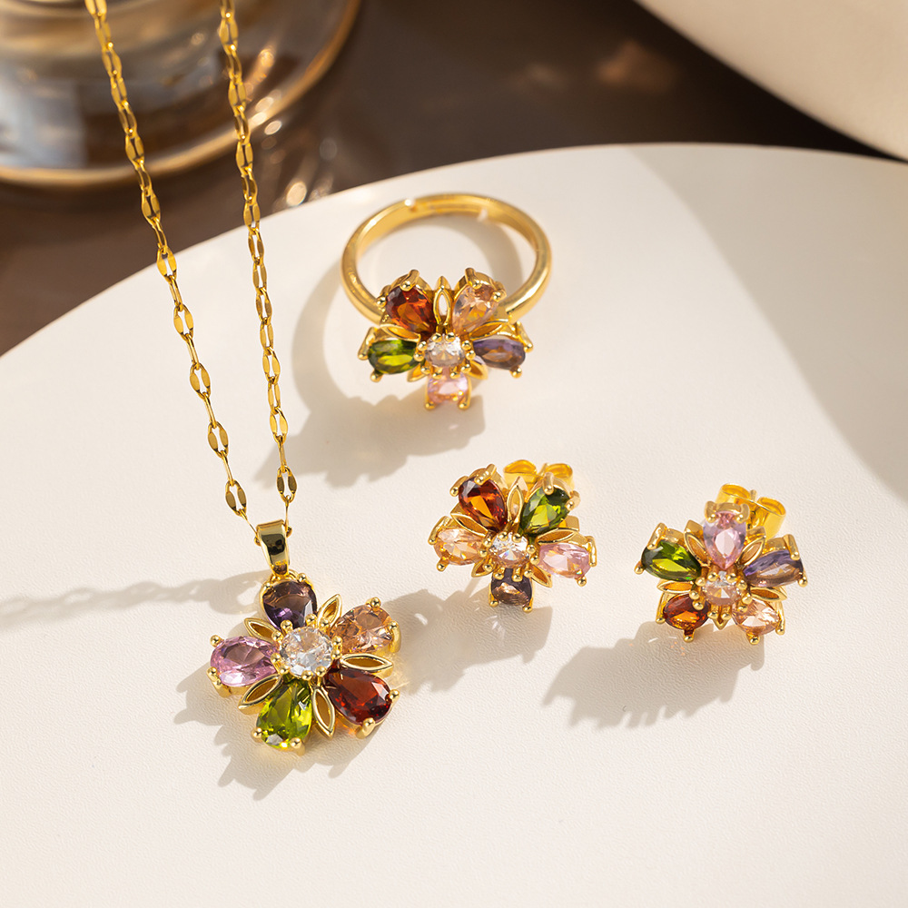 necklace colorful zircon flower niche light luxury new design pendant temperament suit titanium steel necklace_voghion.com