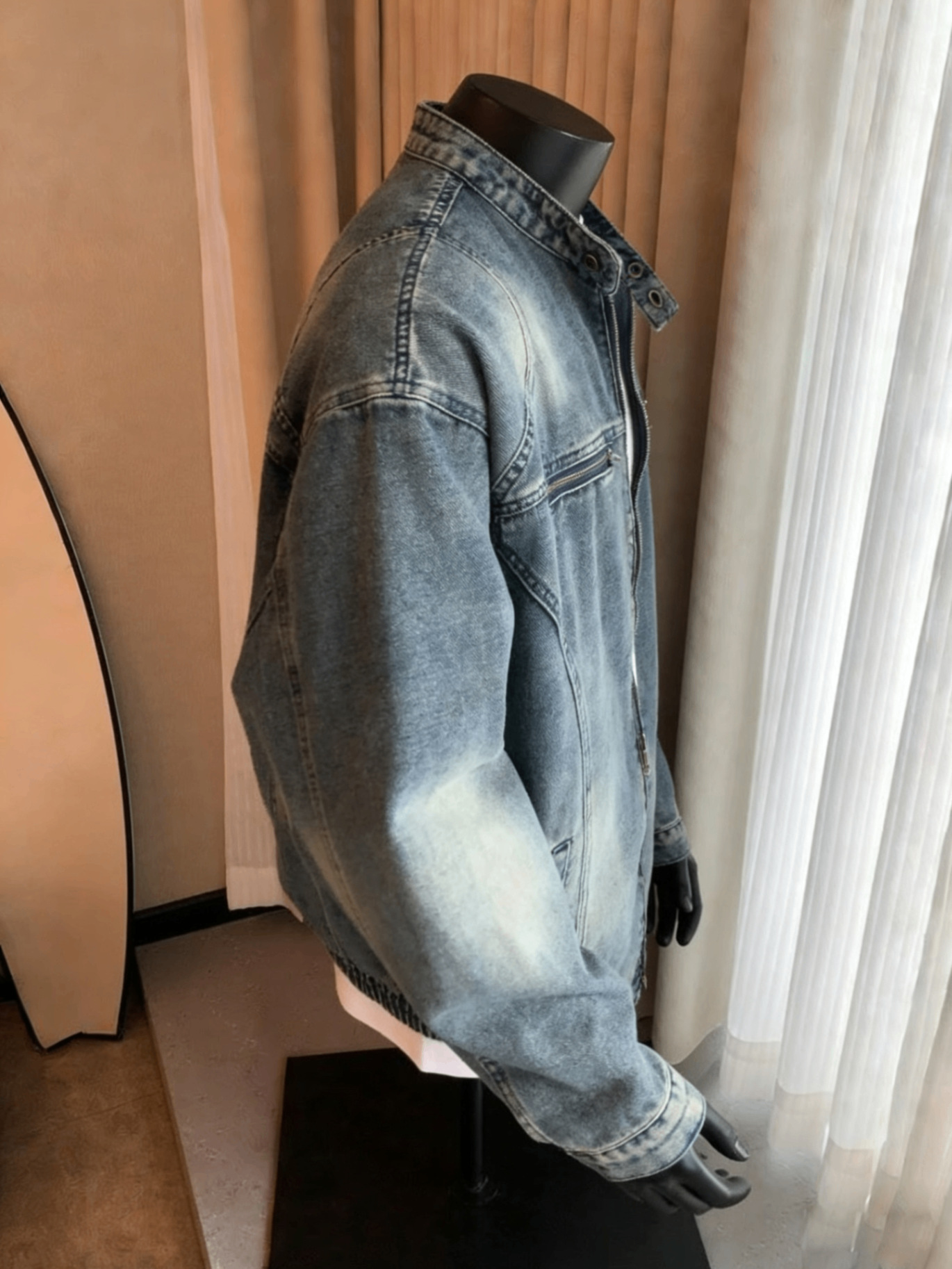 Men's Denim Jacket Washed Motorcycle Style Loose Casual Zipper_voghion.com