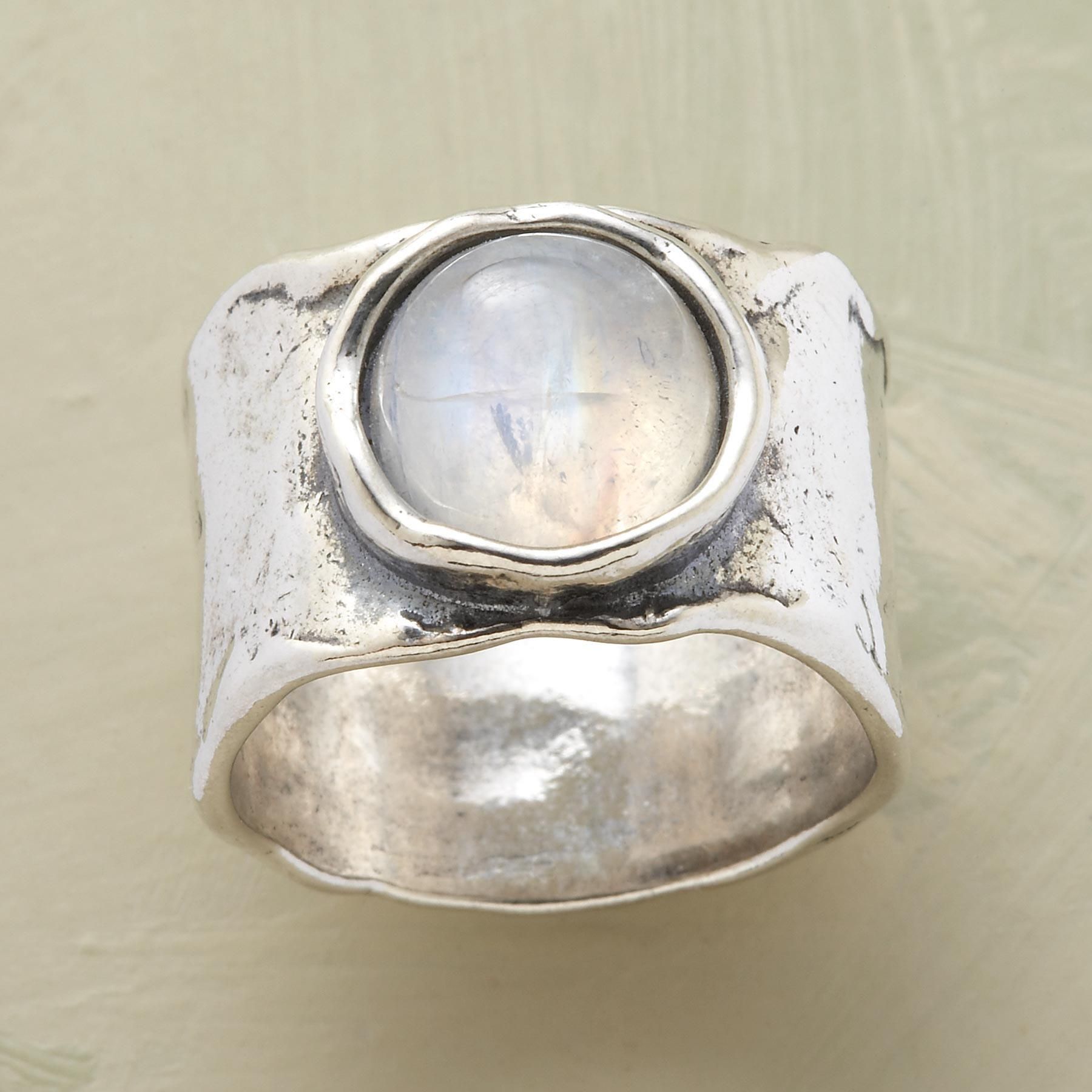 Retro Geométrico Metal Enchapado Embutido Piedra De La Luna Hombres Anillos display picture 6