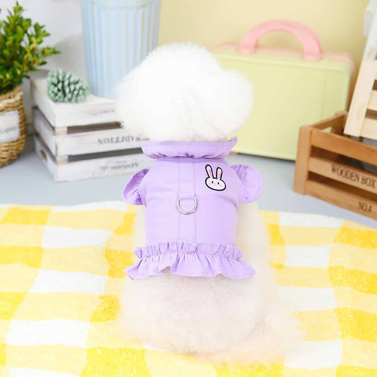 Фиолетовый