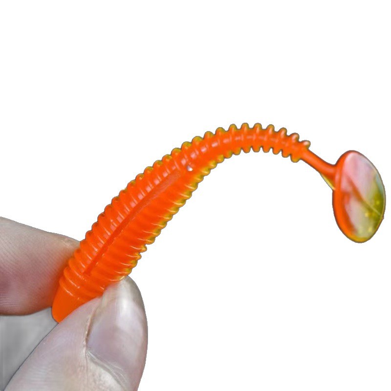 Los fabricantes venden cebo suave Luya, hilo de dos colores, cebo falso de cola en T, insecto blando, pez de agua dulce, pez mandarín, cebo artificial, pesca