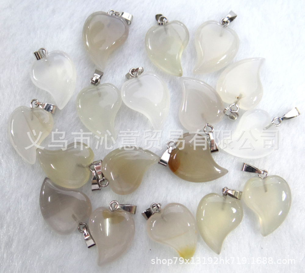 Venta caliente en forma de corazón colgante natural cristal Rosa ágata piedra torcida corazón colgante melocotón corazón collar accesorios Diy