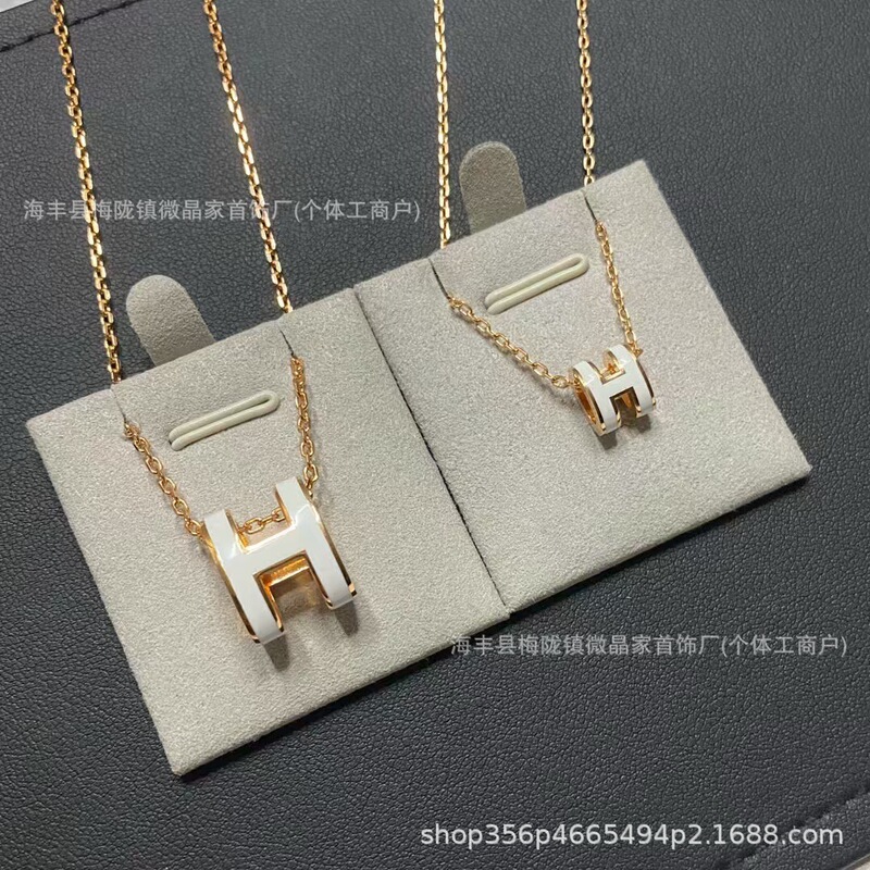 High Version H Family H Letter Necklace Enamel Precision Cnc Clavicle Chain Factory Direct Sales S925 Silver Plated 18K Rose Gold High Version H Family H Letter Necklace Enamel Precision Cnc Clavicle Chain Factory Direct Sales S925 Silver Plated 18K Rose Gold