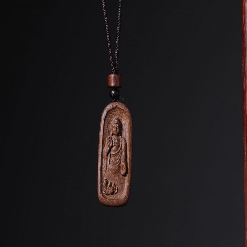 Guanyin marca de madera fragrante, como la marca de automóviles colgantes para hombres, mano de mano, joyas de artesanía talladas