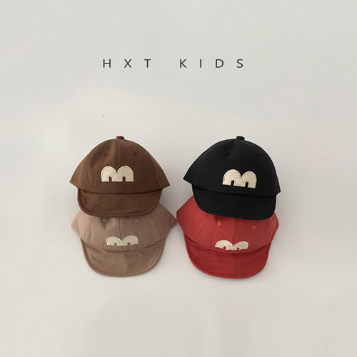 Baby hats spring and autumn short brim M letter fashionable peaked cap infants and young children spring wear baseball cap trend