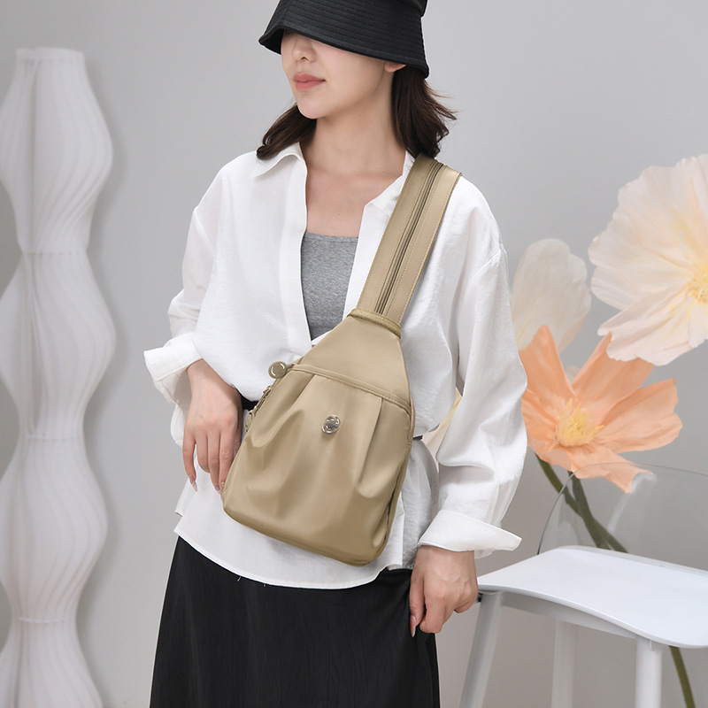 2025 New Travel Backpack Anti-Theft Simple Versatile Women's Chest Bag Fashion Oxford Cloth Casual Small Backpack - Thumbnail 3
