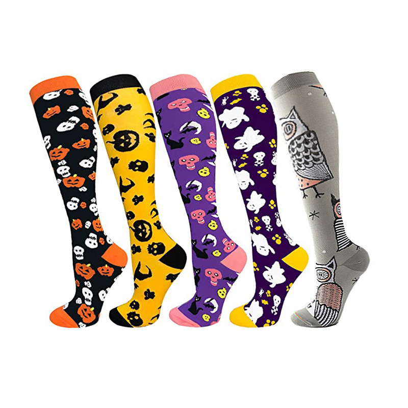 Amazon Anti-Slip Anti-Odor Pressure Socks for Men and Women Fitness Sports Compression Socks Halloween Calf Elastic Socks in Stock