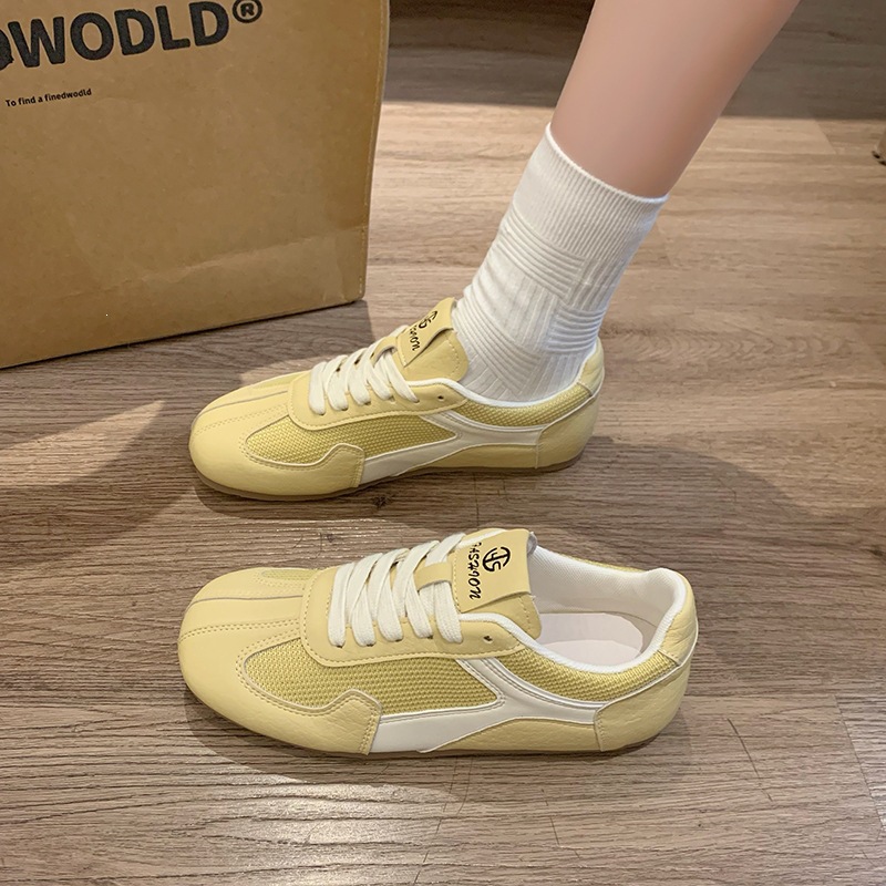 Zapatos de entrenamiento de base plana para mujeres 2026 verano nuevo tipo de malla transpirable ligera zapatos deportivos casuales de hielo transpirables