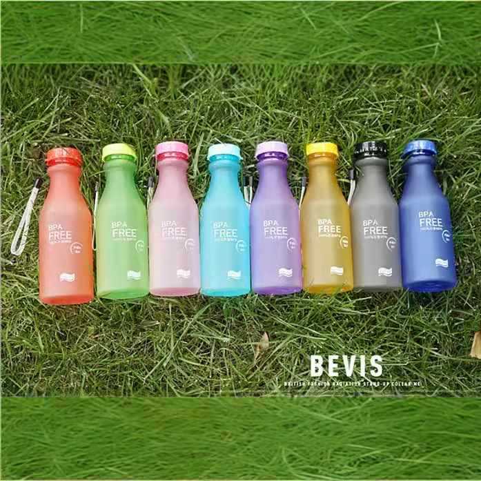 ◇汽水瓶塑料杯透明磨砂便携防摔密封吊带奶茶杯水杯女生礼