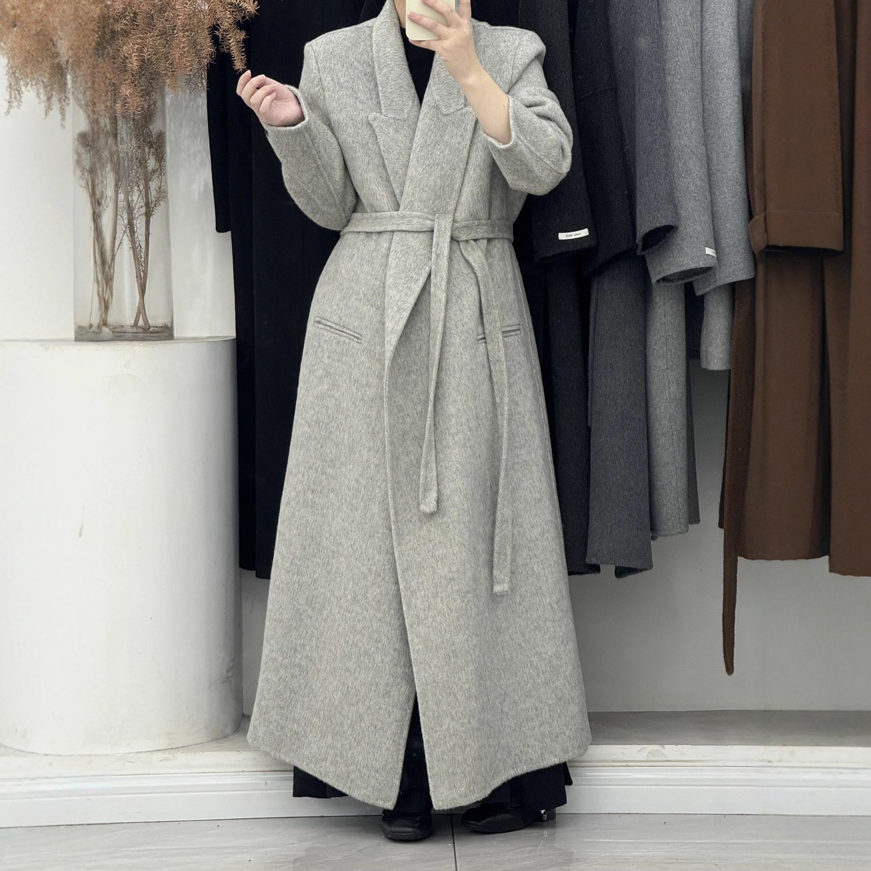 Autumn and Winter New Style Right Shoulder Extended Suit Collar Mid-Length Wool Double-Sided Wool Coat for Women with High-End Hepburn Style Lace-Up