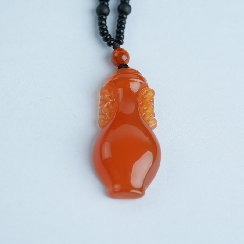 智贝主图_4天然冰种玛瑙葫芦吊坠高冰透玉髓葫芦男女款项链毛