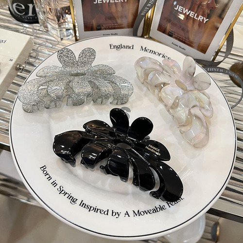 Stylish and Fresh Colored Flower Acetate Clip for Large Rear Hair, Exquisite Retro Hair Accessories