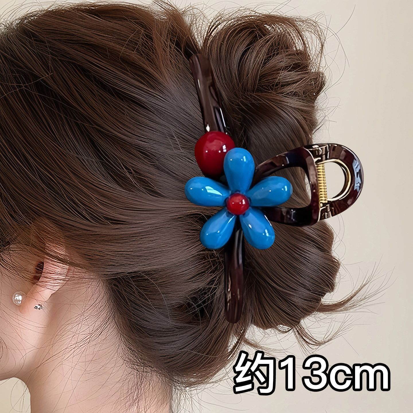 6번 # 파란색 작은 꽃 브라운 바탕 집게핀 약 12.5cm