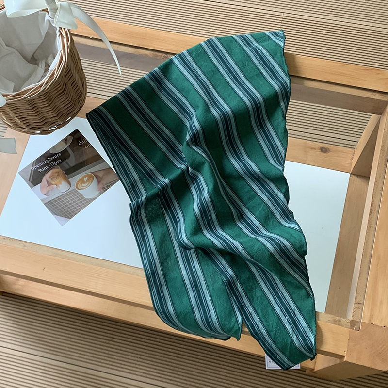 Rayas horizontales verdes