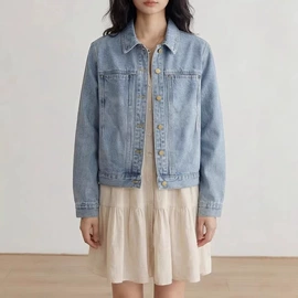 女式衬衫;羽绒服;半身裙