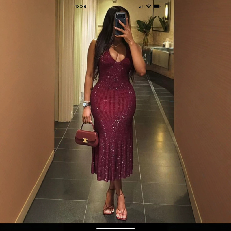 Factory direct foreign trade women's fashion sexy deep V-neck party ball sequin suspenders dress skirt dress Factory direct foreign trade women's fashion sexy deep V-neck party ball sequin suspenders dress skirt dress