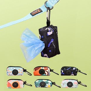 New Pet Supplies Portable Dog Out Garbage Box Dog Dung Bag Hangable Dog Garbage Pocket Dispenser